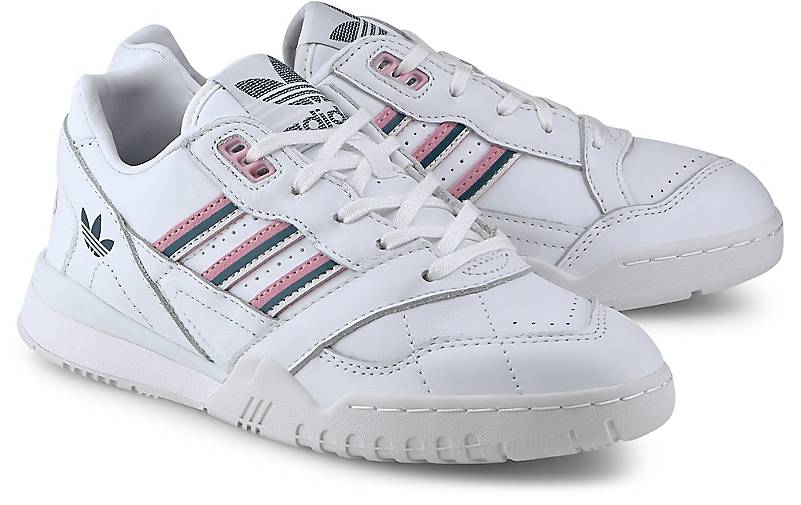 A.R. TRAINER W A.R. TRAINER W