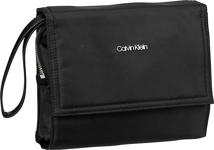 bestellen FA22 Klein Calvin Kulturbeutel in schwarz Case - 20263201 Beauty Utility Washbag / Function