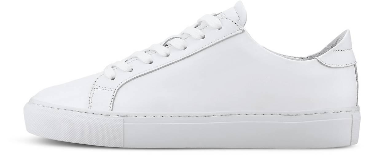 garment project white sneakers