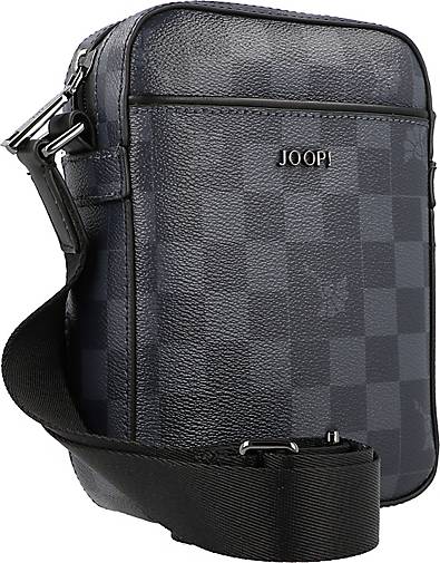 Men's Louis Vuitton Backpacks from $950