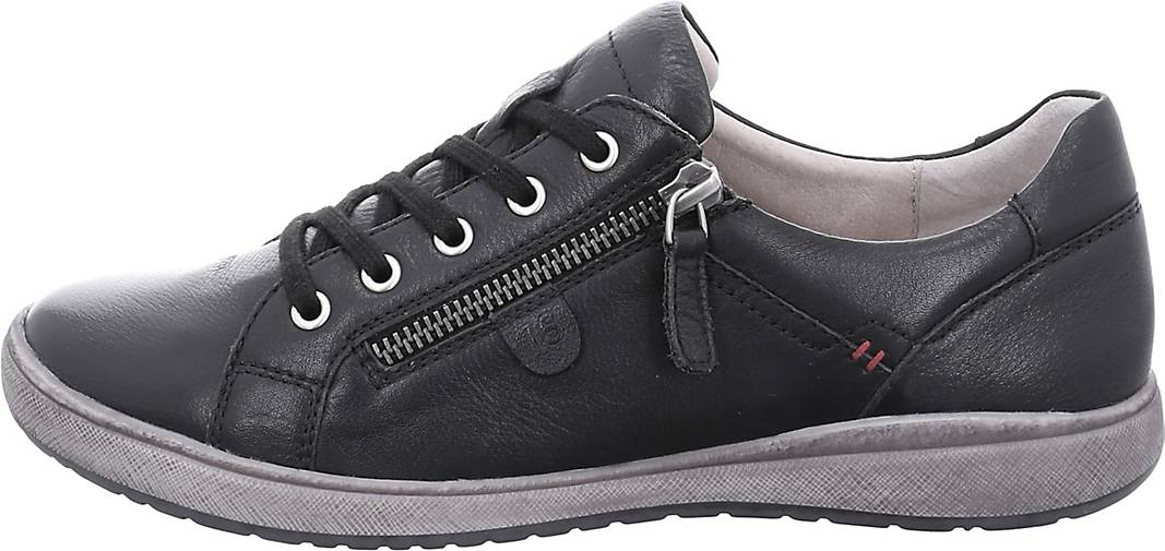white rhyton gucci logo trainers