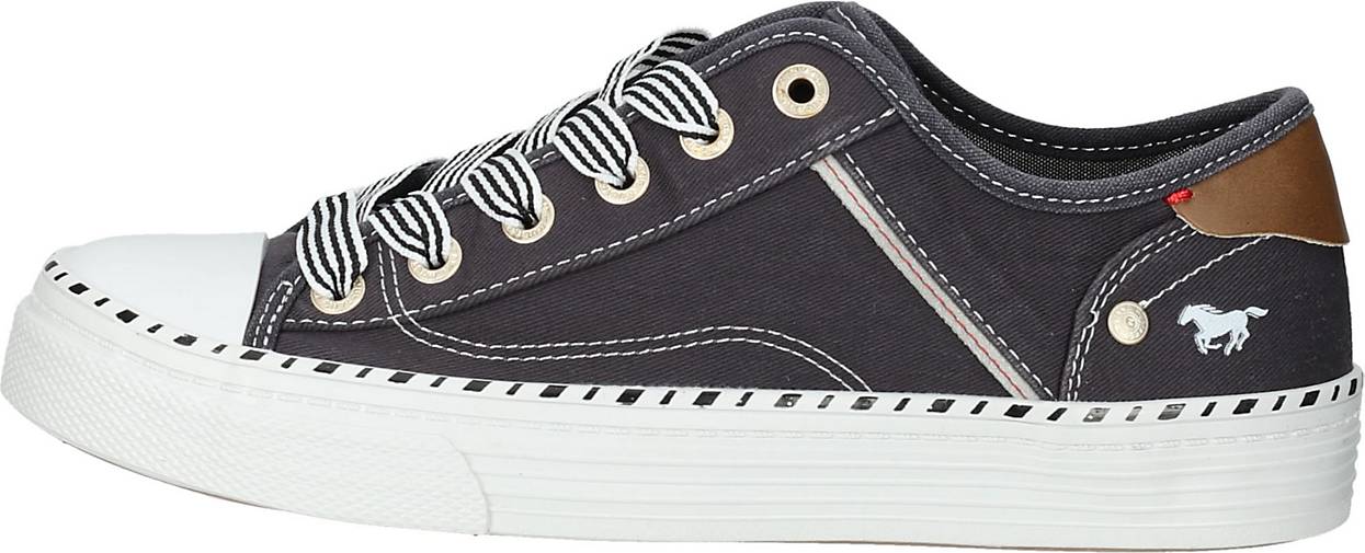 MUSTANG 1376-401 Damen Sneaker Slip-On – Bequem, Textil-Obermaterial, Vielseitig