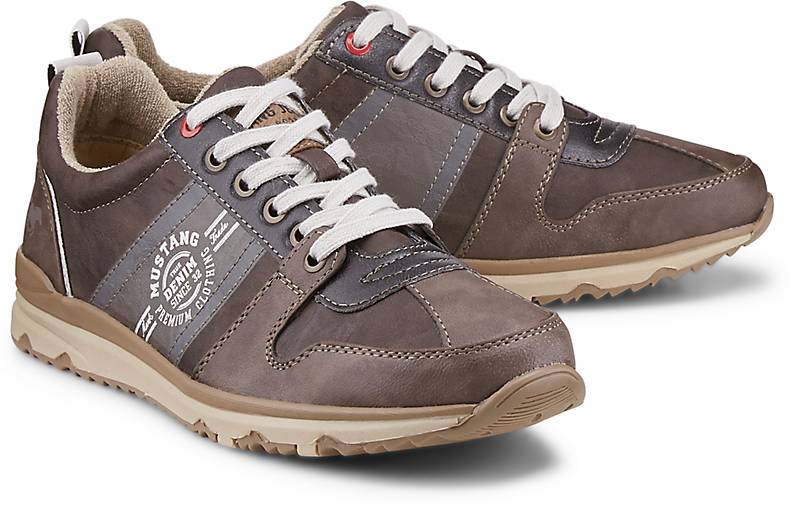 Retro Sneaker Retro Sneaker