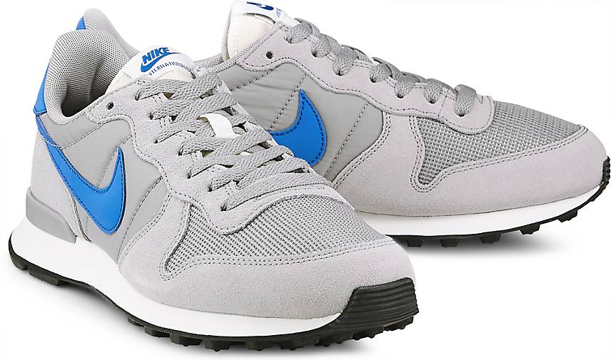 internationalist nike grau