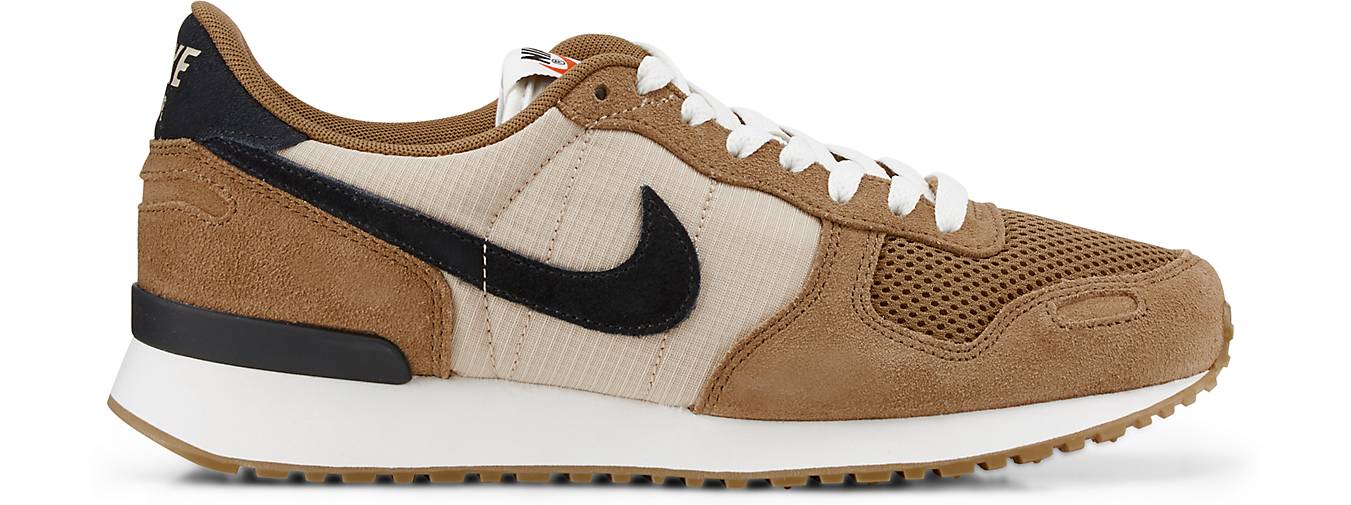 nike air vortex golden beige