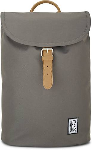 how to pack a small backpack