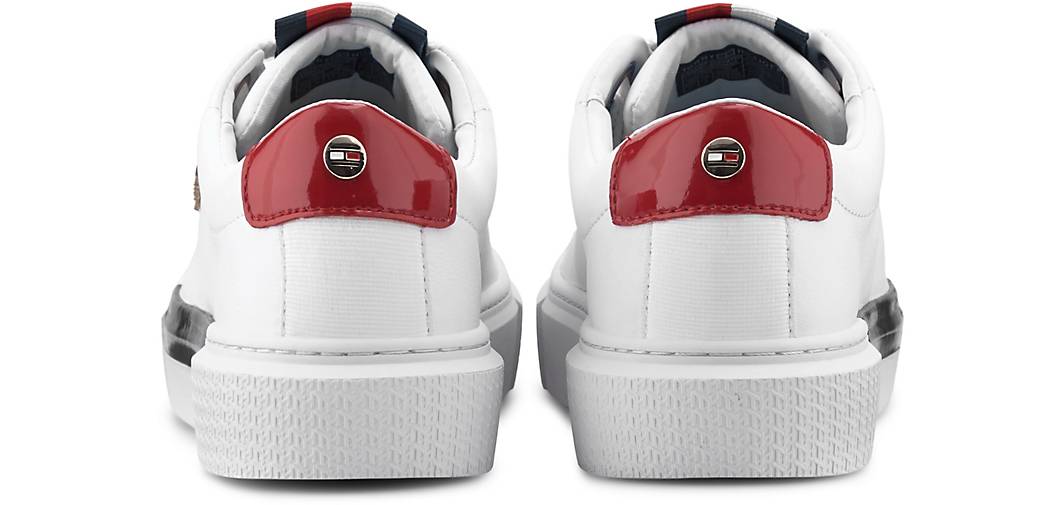 tommy hilfiger elevated sneaker