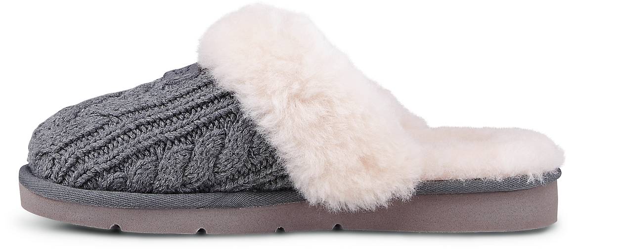 UGG infant habit UGG infant habit